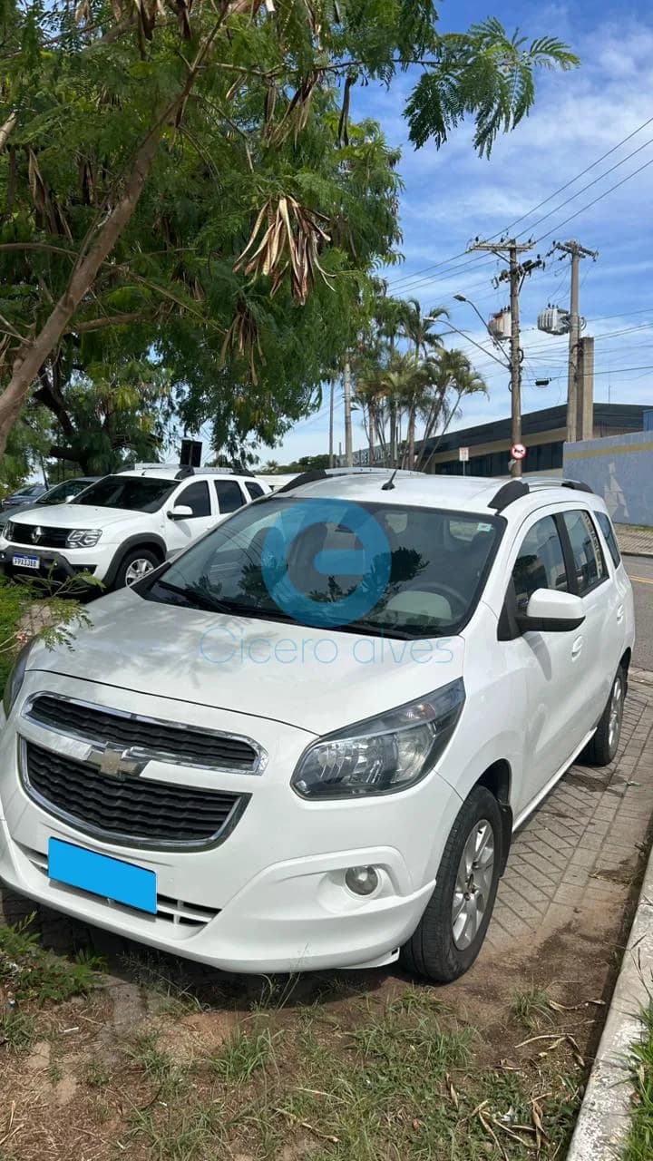 GM - Chevrolet SPIN LTZ 1.8 8V Econo.Flex 5p Aut.